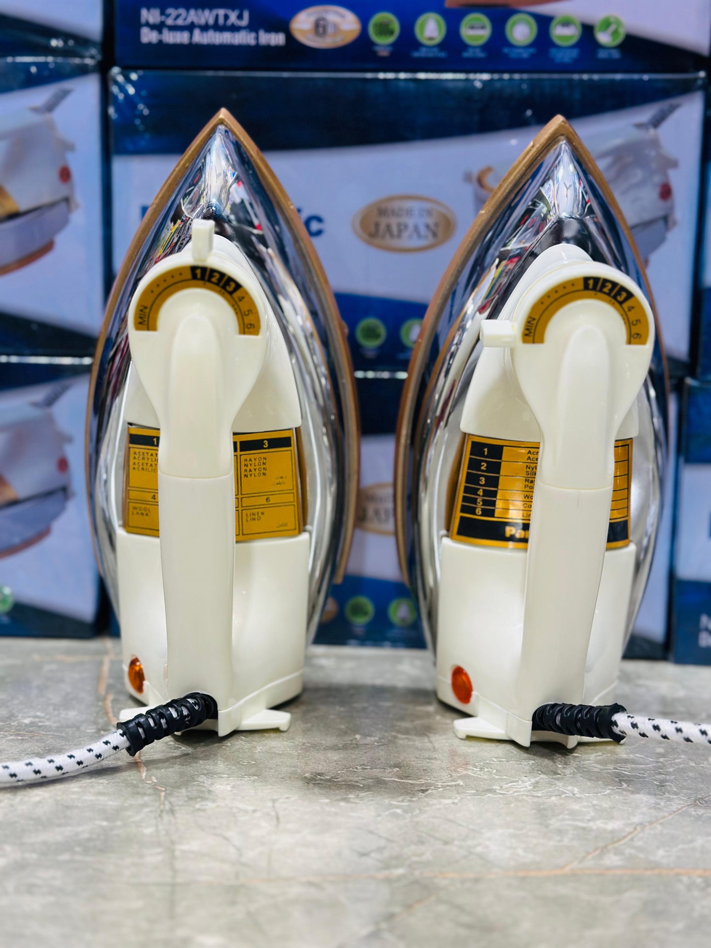 Automatic Panasonic Iron - De-luxe Model Safety auto-shutoff feature